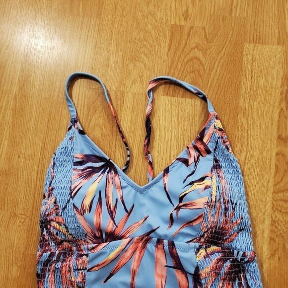 Jessica Simpson Palmy Days Smocked Swimsuit - NEW - Picture 3 of 10